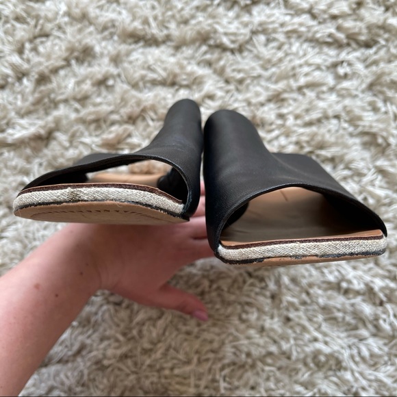 Dolce Vita Leather Kaira Block Heel Sandals - Picture 10 of 13